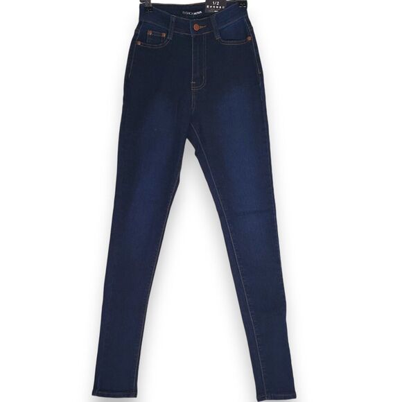 NWT FASHION NOVA Booty Everywhere Shaping Dark Wash Jeans High Rise 1/2 22X30 - Picture 2 of 9